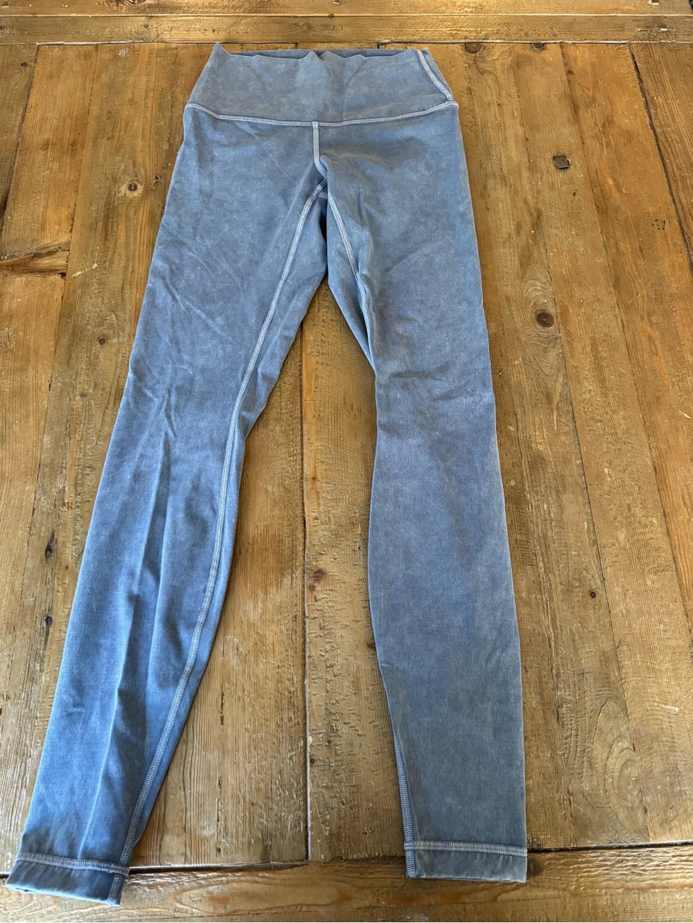 Lululemon Wunder Under high-rise - size 4